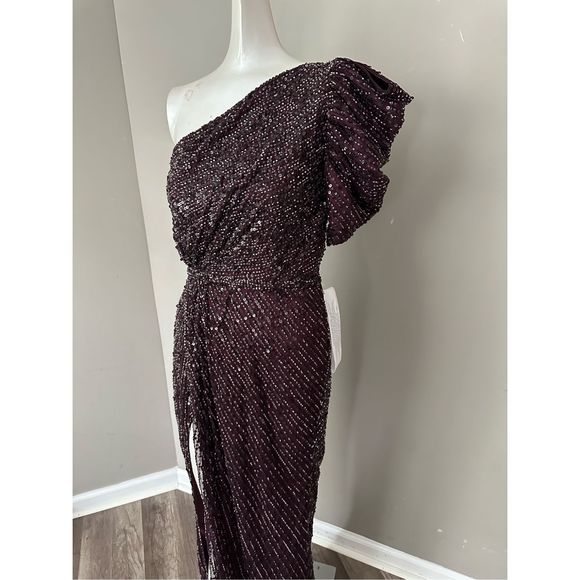 MAC DUGGAL EMBELLISHED PUFF ONE SHOULDER GOWN - Picture 11 of 12